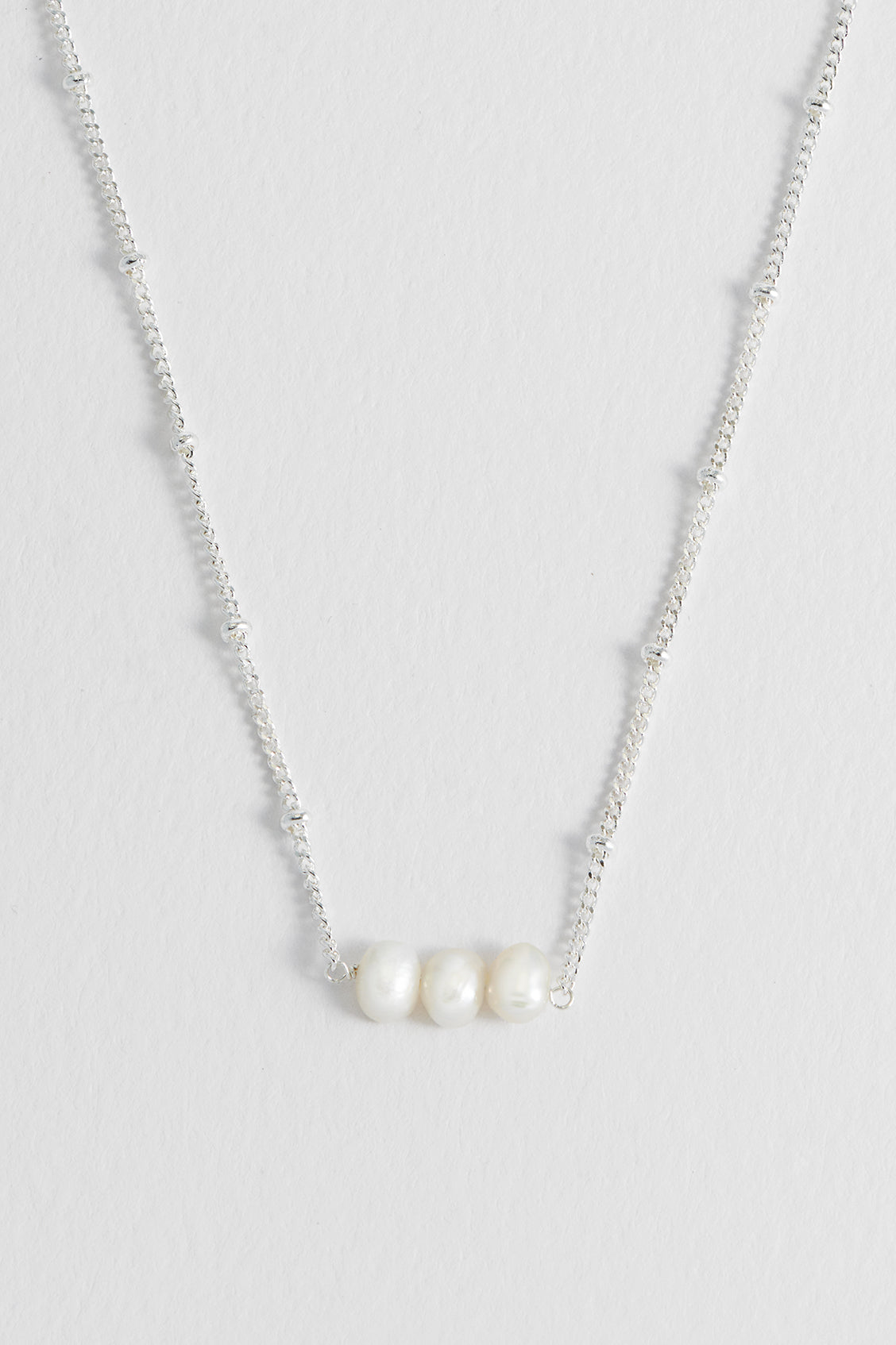 Beaded Chain And Pearl Necklace